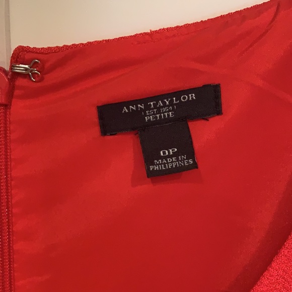 Ann Taylor red dress - Picture 2 of 3